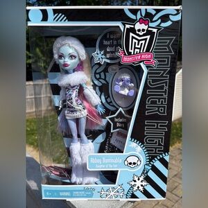 Monster High Abbey Bominable G1 NIB